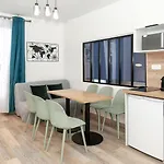 Nets Inn Apartments - Voltaire